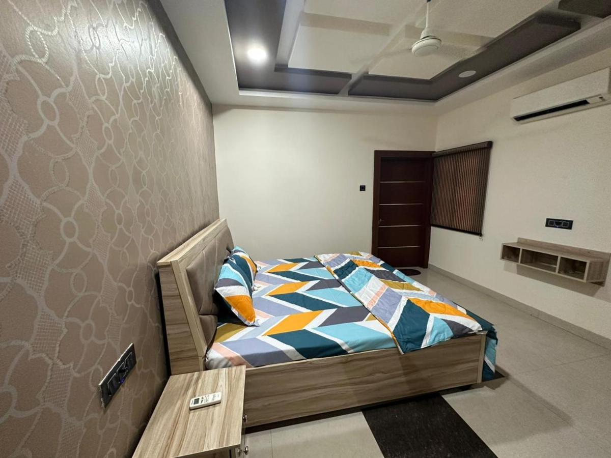 Sunrays - Unique 3Bhk In The Heart Of The City Gwalior Ngoại thất bức ảnh